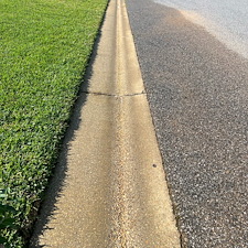 House-and-Concrete-Cleaning-In-Cantonmet-Florida 0